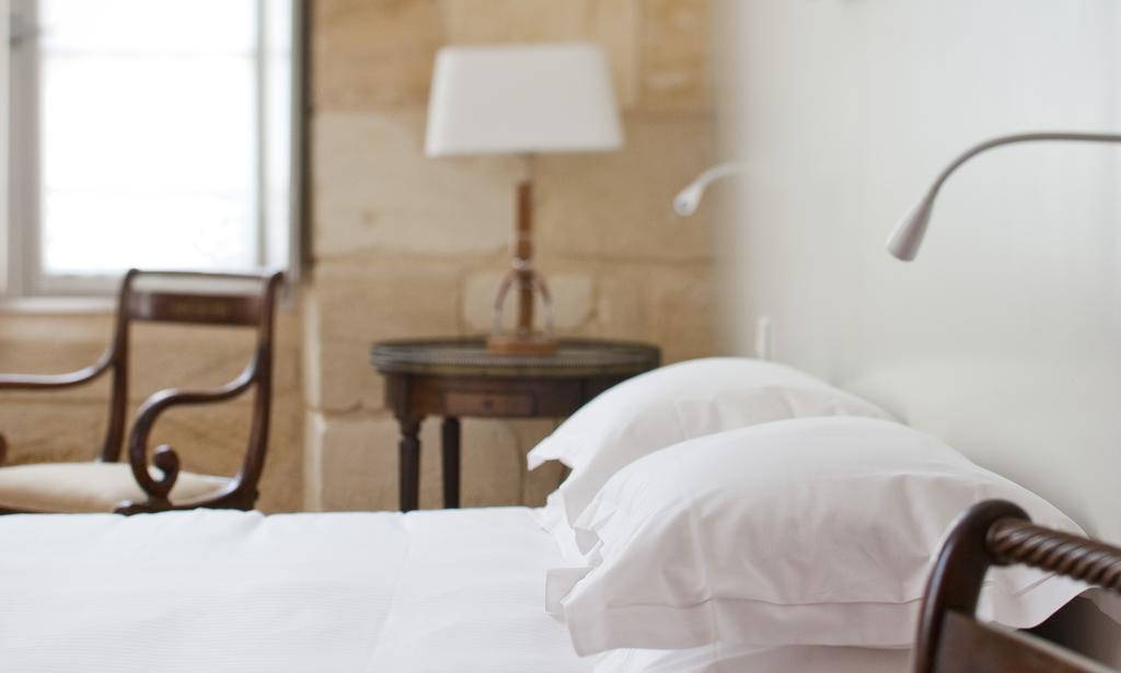 Une Chambre Chez Dupont Бордо Номер фото