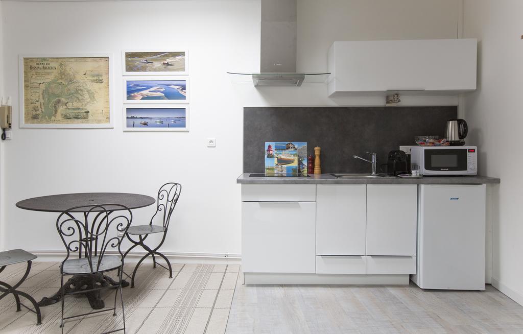 Une Chambre Chez Dupont Бордо Номер фото
